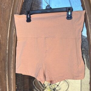 Active Basics High Rise Spandex Shorts! Large